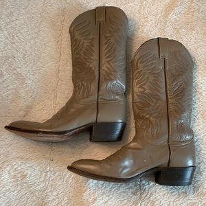 Justin Cowboy Boots Gray Leather Round Toe Size 7.5